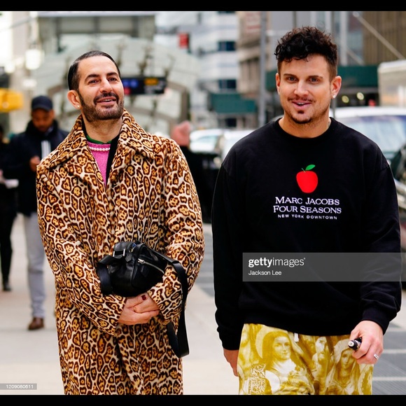 Marc Jacobs Four Seasons collab black Sweatshirt M - Picture 6 of 13